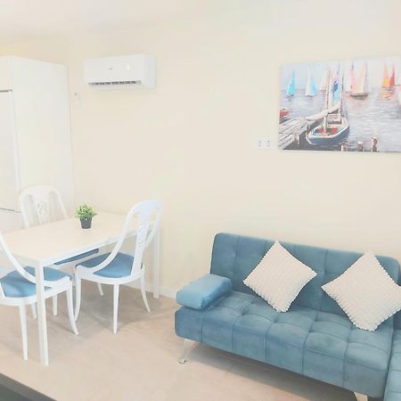 Estudio Luminoso En Puerto Marina Benalmádena Esterno foto