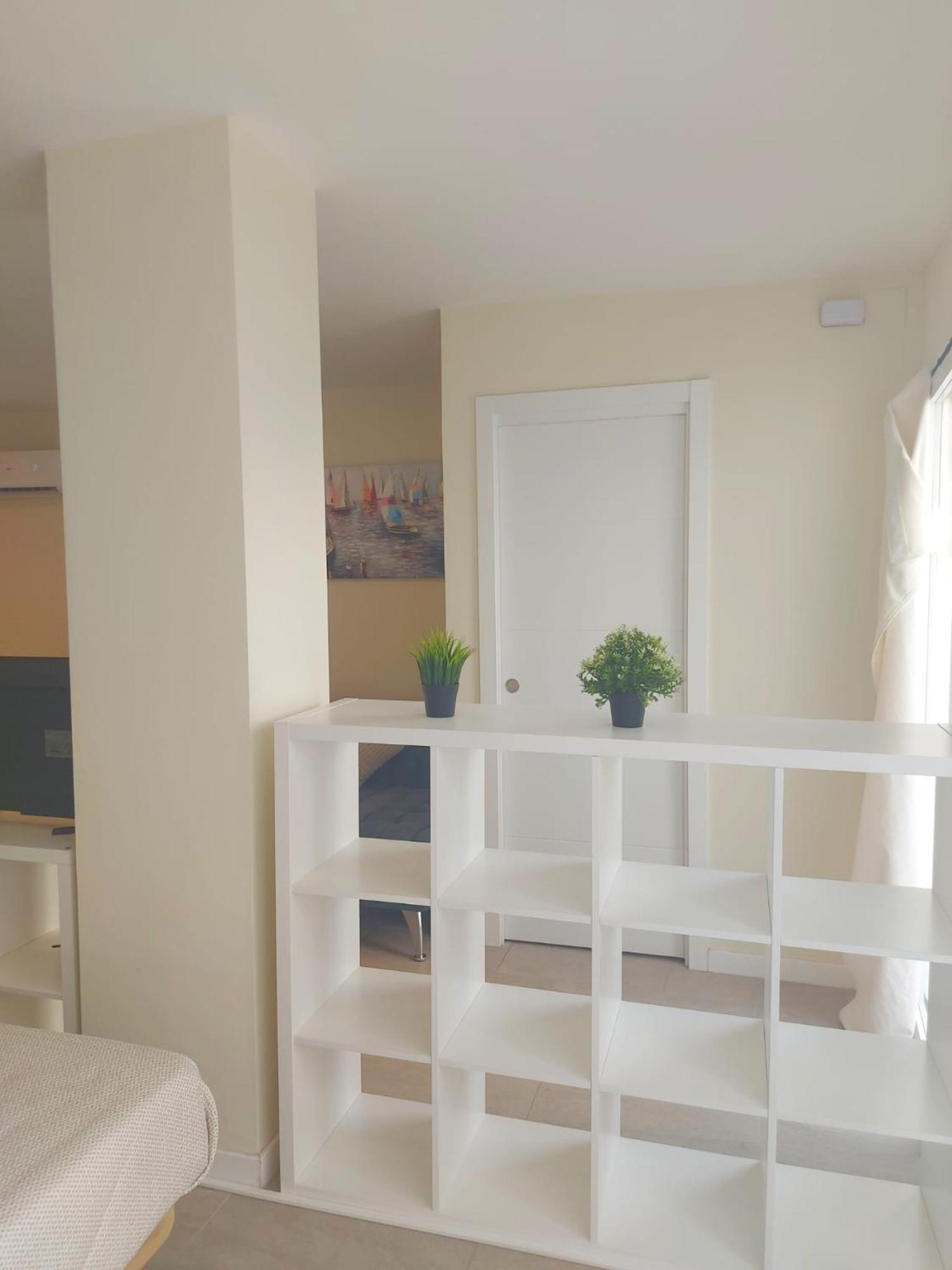 Estudio Luminoso En Puerto Marina Benalmádena Esterno foto