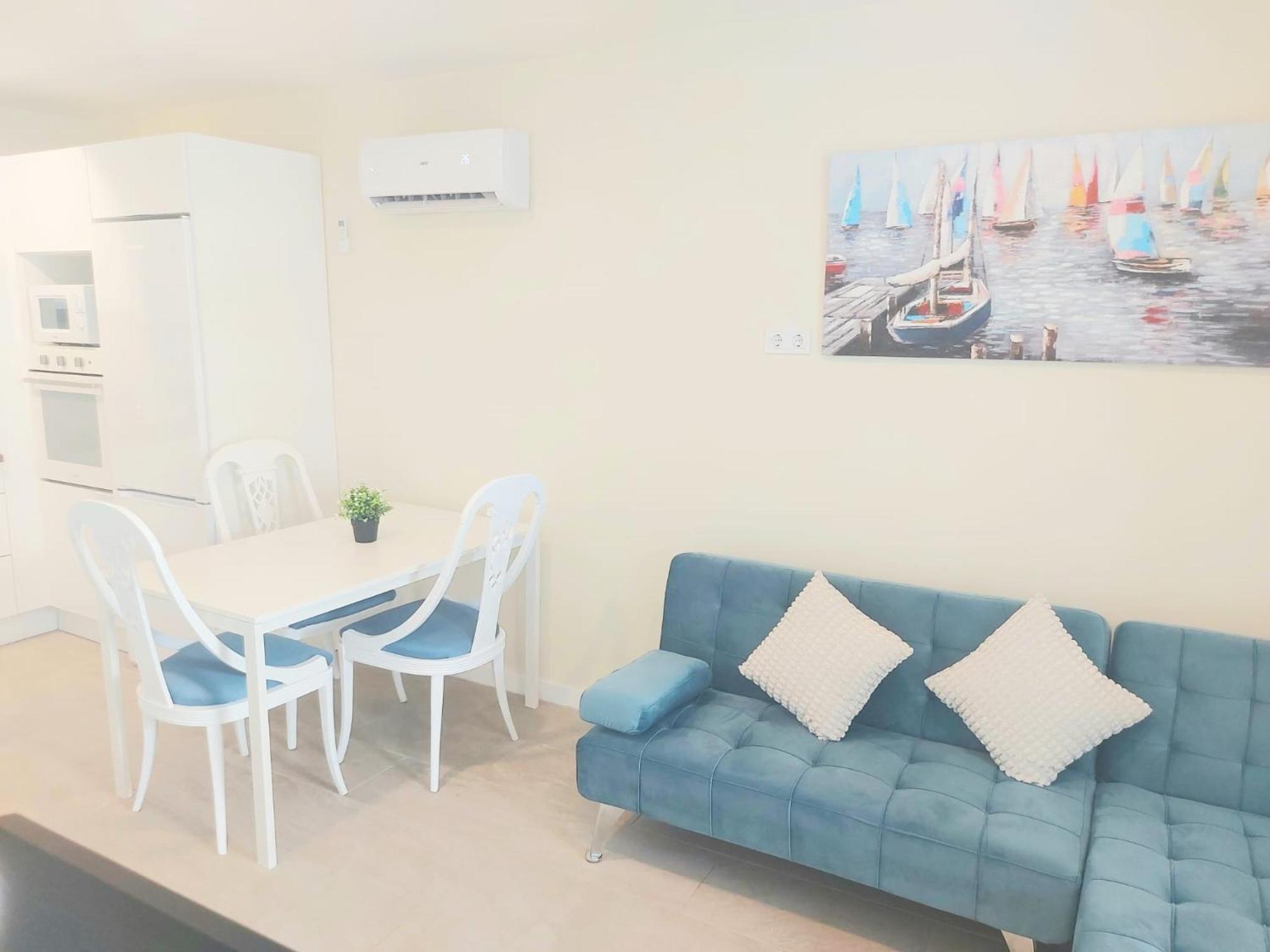 Estudio Luminoso En Puerto Marina Benalmádena Esterno foto