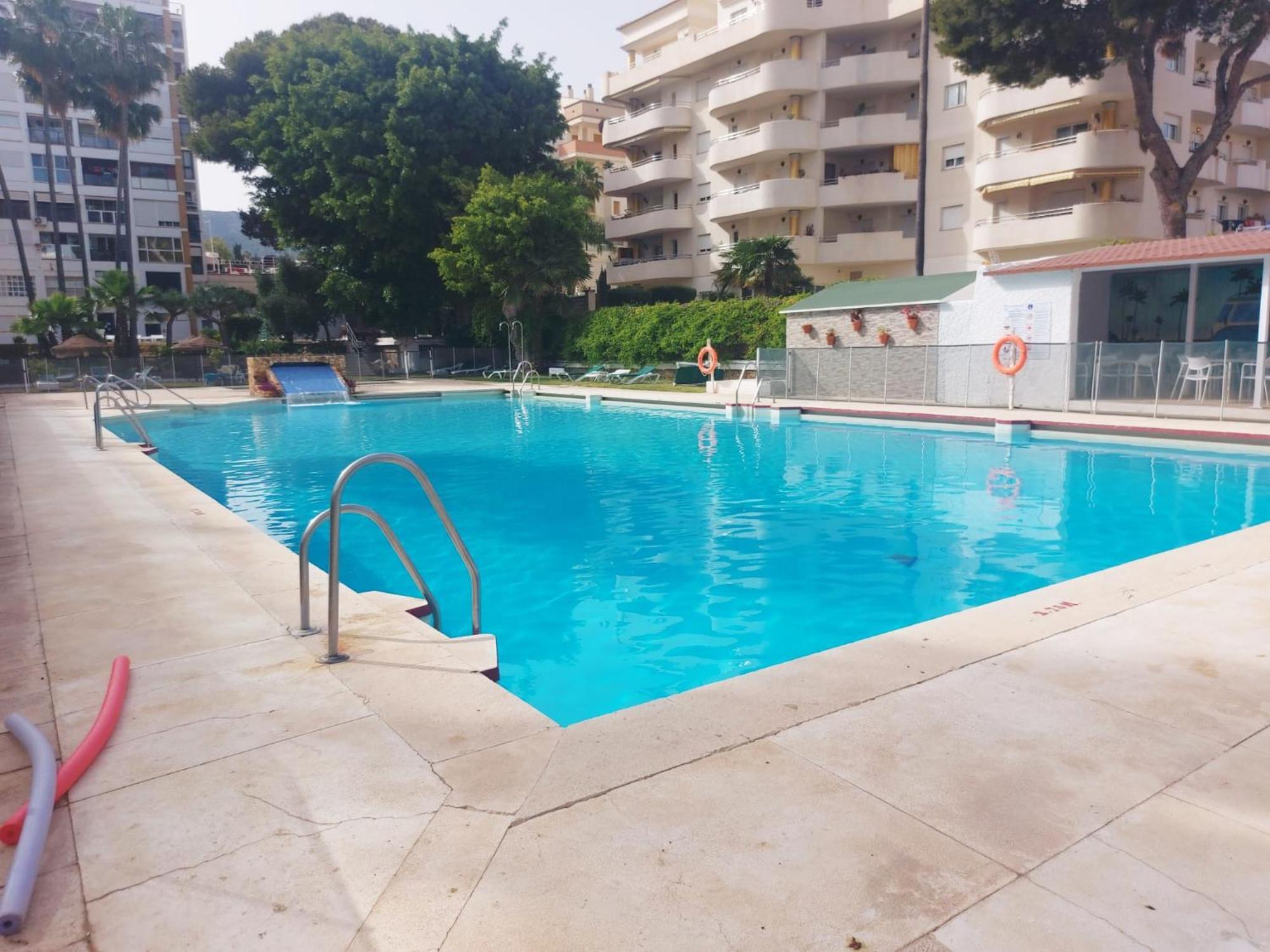 Estudio Luminoso En Puerto Marina Benalmádena Esterno foto