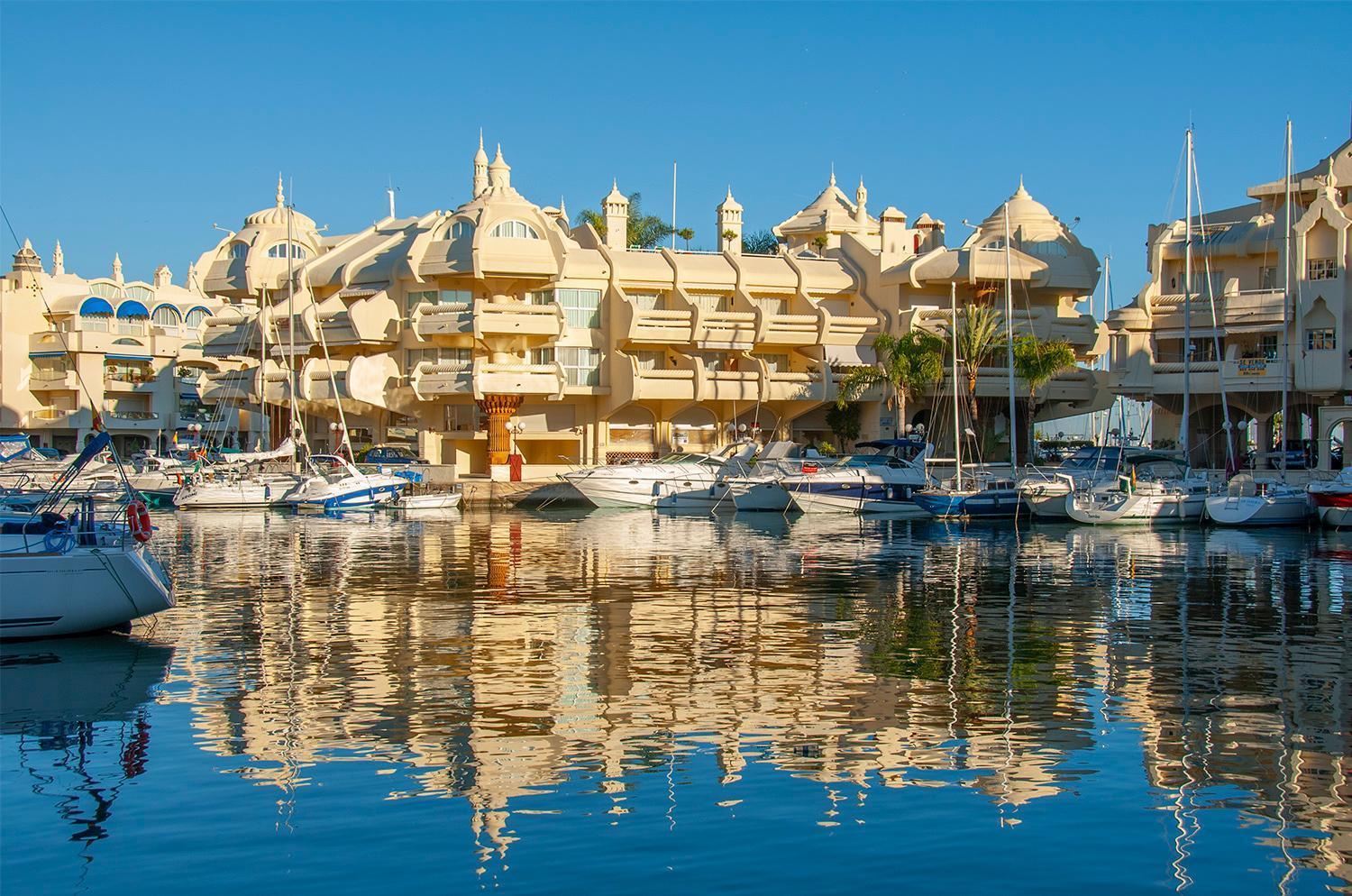 Estudio Luminoso En Puerto Marina Benalmádena Esterno foto